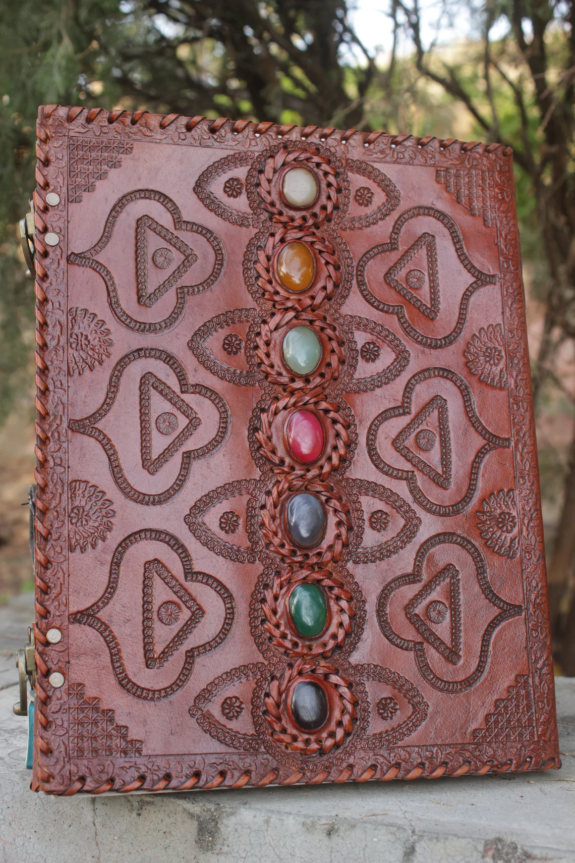 product-additional-image