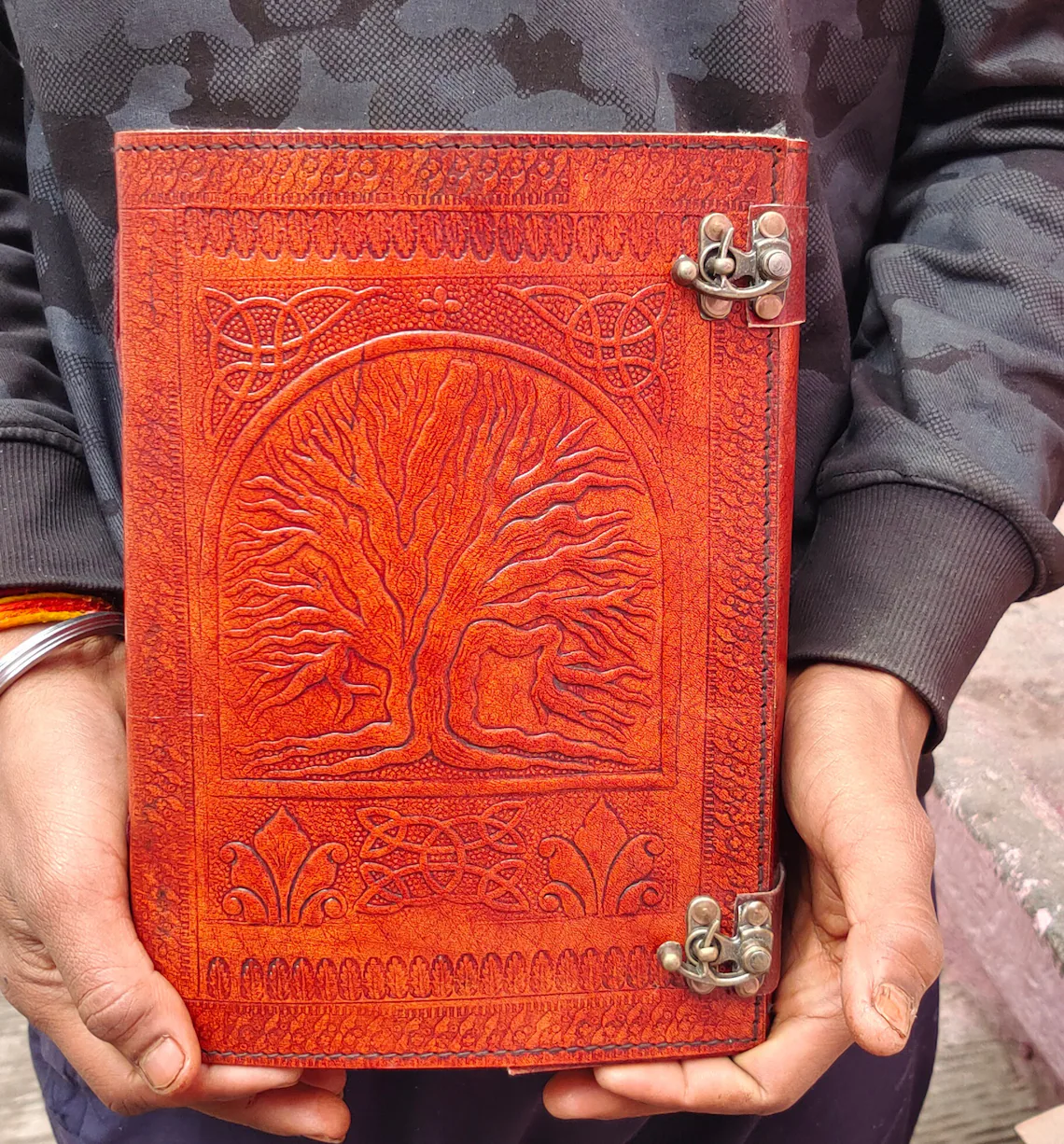 OVERDOSE Handcrafted Buff Leather Journal - 5x7 Inches, 200 Pages, Lock & Key, For Writing & Sketching