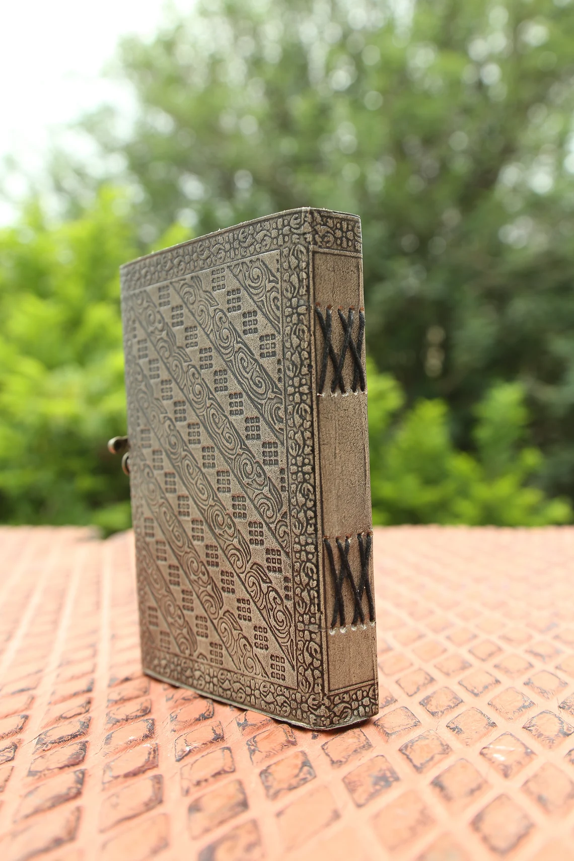 product-additional-image